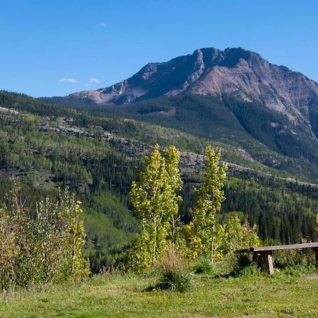 Alpine Inn Пагоса Спрингс Екстериор снимка